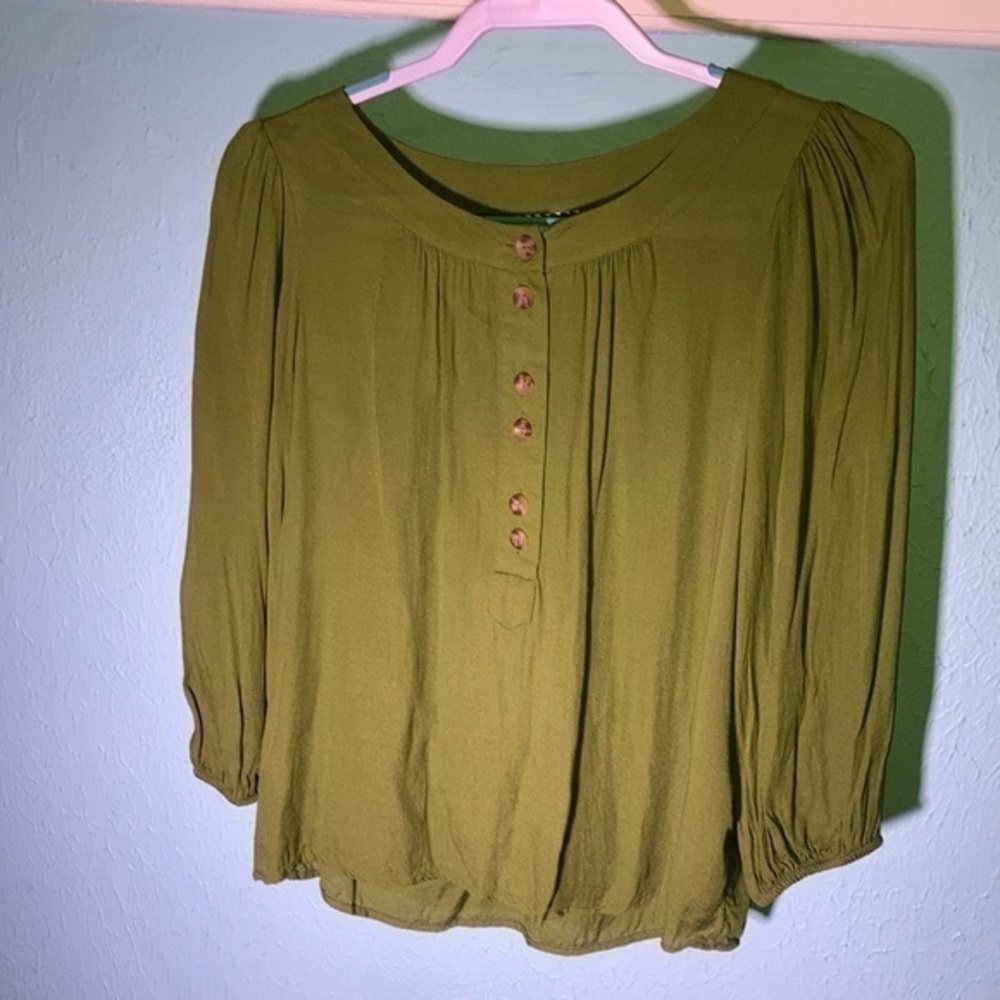 Anthropologie Mauve Green Peasant top